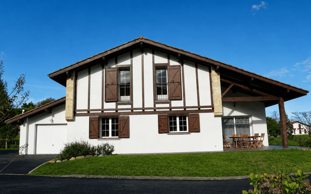 Ventanas en villa de nueva construcción